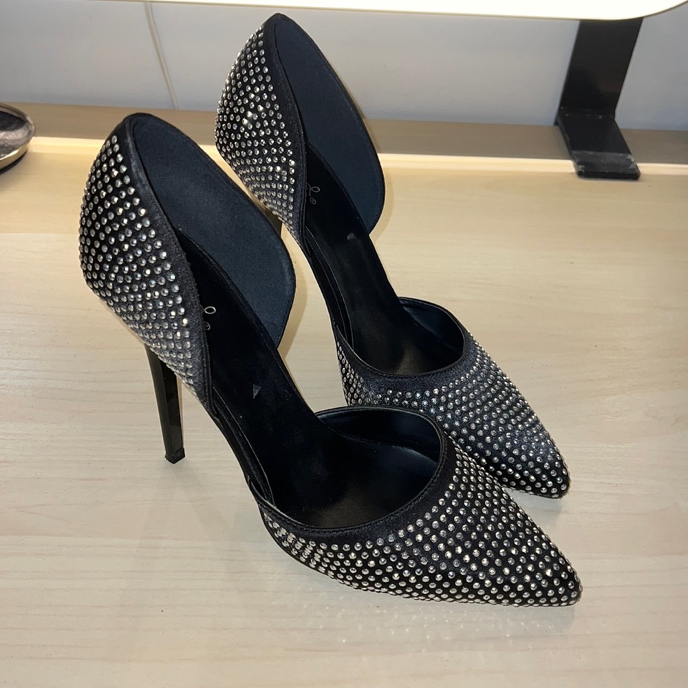 Qupid Heel Black with Sparkles